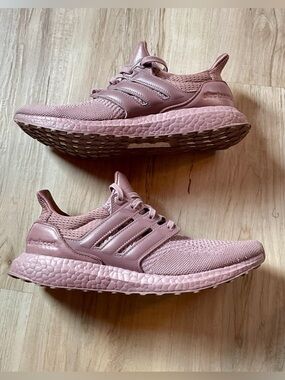 Adidas Ultaboost 1.0 Wonder Oxide Mauve Purple Lifestyle Running Shoes, size 9